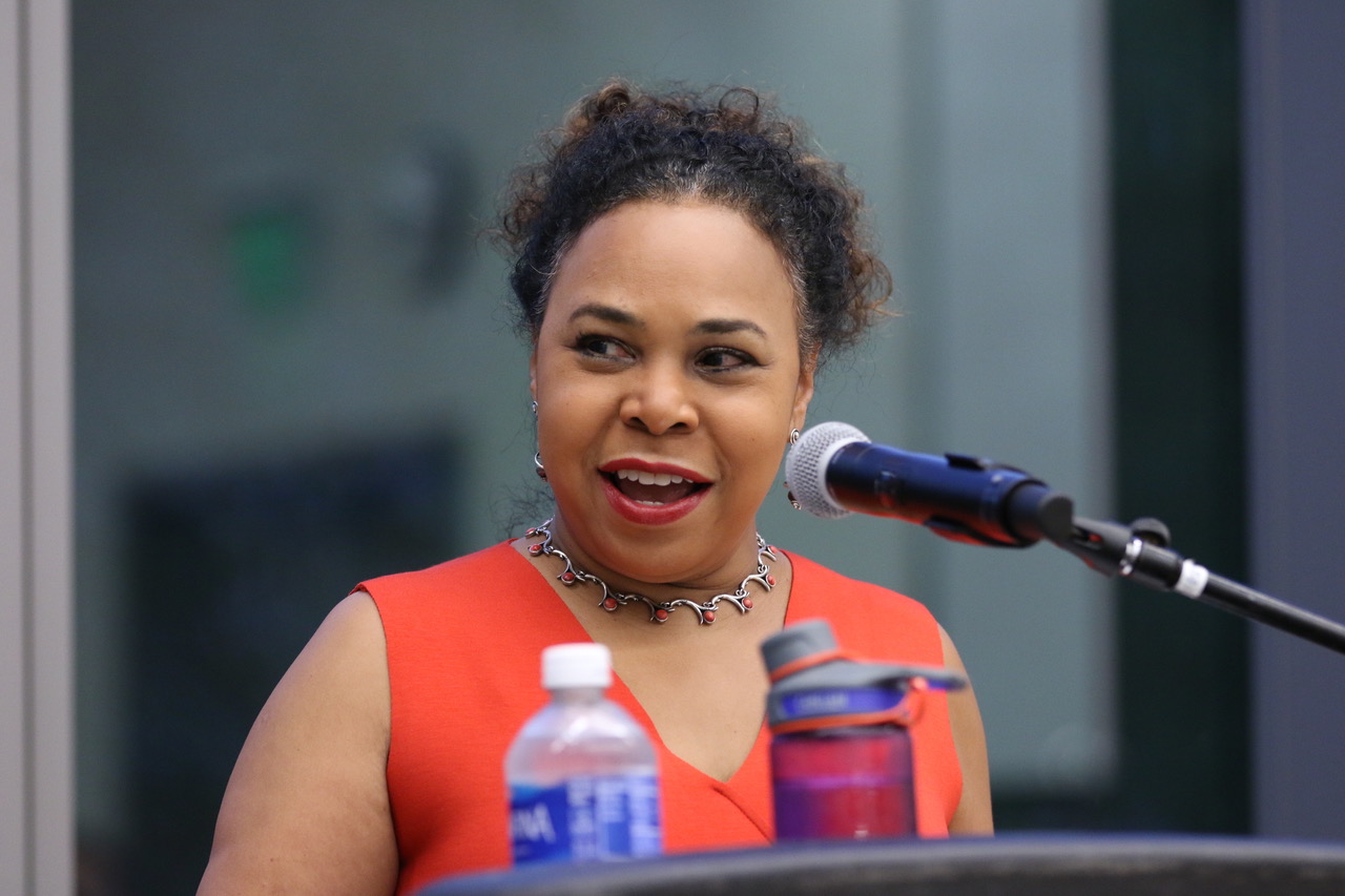 Michelle McKinley headshot